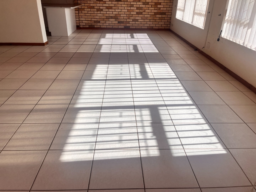 3 Bedroom Property for Sale in Wavecrest Eastern Cape